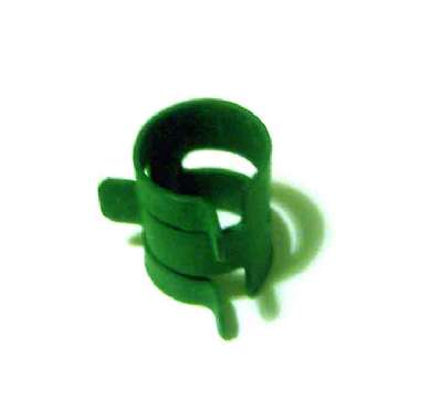 Fuel Pipe Clip UKC3793