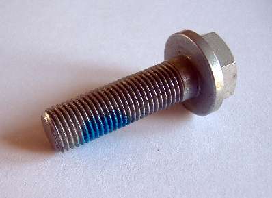 Bolt Flywhee lUKC3044   or 151018 