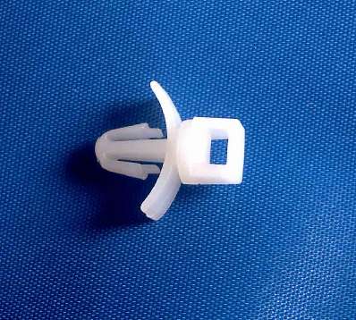 625951A  Clip for Hardtop wire